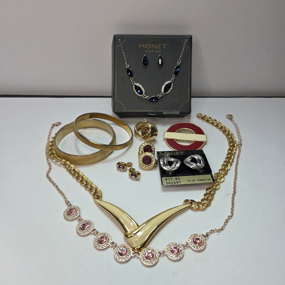 vtg monet 11pc jewelry lot earrings necklace brooch bracelet gold silver tone